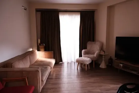 იყიდება 4 ოთახიანი ბინას 90მ² 4/9 სართ თბილისი