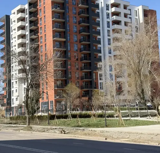 იყიდება 2 ოთახიანი ბინას 57მ² 9/11 სართ თბილისი