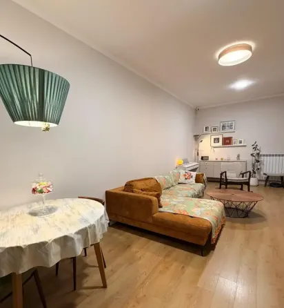 იყიდება 3 ოთახიანი ბინას 113მ² 5/9 სართ თბილისი