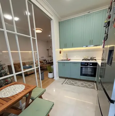 იყიდება 3 ოთახიანი ბინას 113მ² 5/9 სართ თბილისი