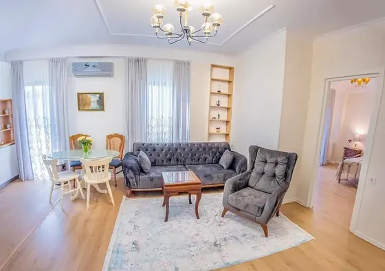 ქირავდება 3 ოთახიანი ბინა 80მ² 9/15 სართ თბილისი