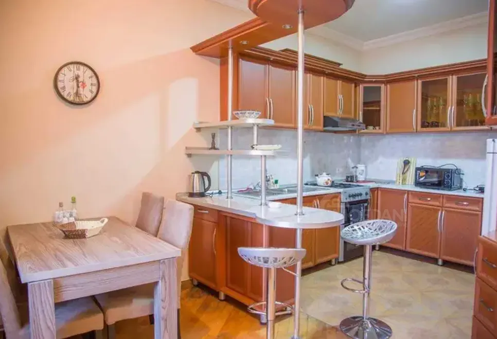 ქირავდება 3 ოთახიანი ბინა 100მ² 2/15 სართ თბილისი - photo 3