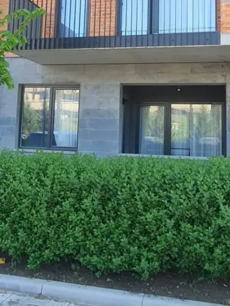 ქირავდება 2 ოთახიანი ბინა 55მ² 2/8 სართ თბილისი