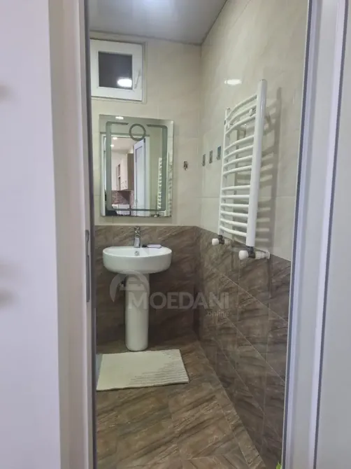 ქირავდება 2 ოთახიანი ბინა 50მ² 1/2 სართ თბილისი - photo 1