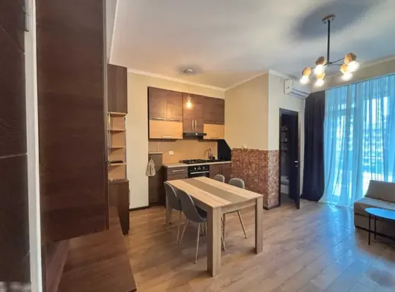 ქირავდება 2 ოთახიანი ბინა 55მ² 7/12 სართ თბილისი