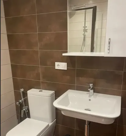 ქირავდება 2 ოთახიანი ბინა 55მ² 4/14 სართ თბილისი