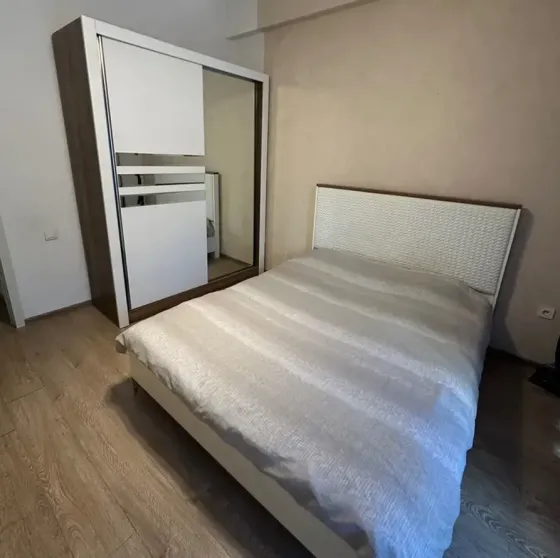 ქირავდება 2 ოთახიანი ბინა 55მ² 3/14 სართ თბილისი