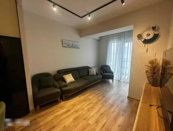 ქირავდება 2 ოთახიანი ბინა 65მ² 9/16 სართ თბილისი