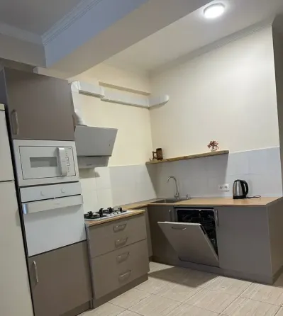 Сдам 3-комн. квартиру 75м² 10/15 эт. Тбилиси