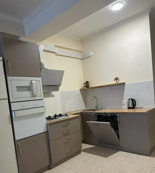 ქირავდება 3 ოთახიანი ბინა 75მ² 10/15 სართ თბილისი - photo 1