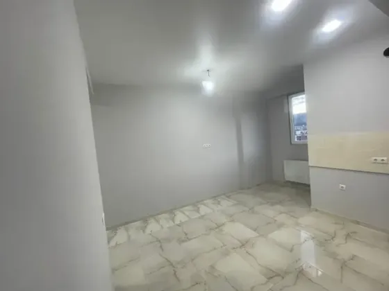 იყიდება 3 ოთახიანი ბინას 68მ² 14/14 სართ თბილისი