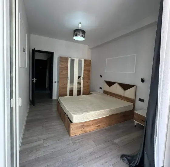 ქირავდება 2 ოთახიანი ბინა 52მ² 11/11 სართ თბილისი