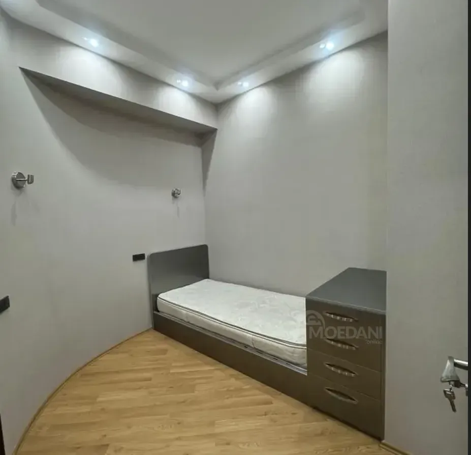 ქირავდება 4 ოთახიანი ბინა 150მ² 6/11 სართ თბილისი - photo 11