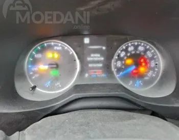 Toyota RAV4 2.5L 2022 Тбилиси - изображение 9