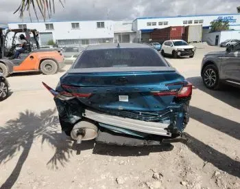 Toyota Camry 2.5L 2025 Тбилиси