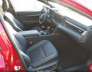 Toyota Camry 2.5L 2025 Тбилиси - изображение 9