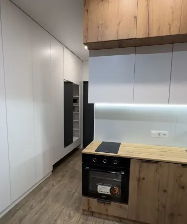 იყიდება 2 ოთახიანი ბინას 34მ² 14/29 სართ ბათუმი