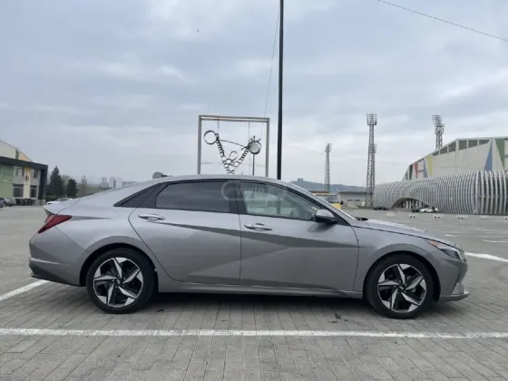 Hyundai Elantra 2023 თბილისი