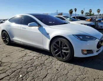 Tesla Model S 2013 თბილისი