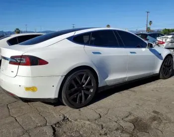 Tesla Model S 2013 თბილისი