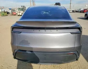 Tesla Model Y 2025 თბილისი