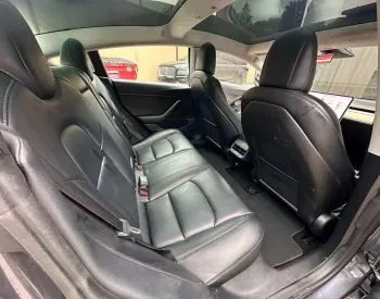 Tesla Model 3 2018 თბილისი
