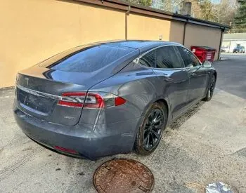 Tesla Model S 2018 თბილისი