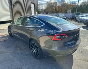 Tesla Model 3 2018 თბილისი