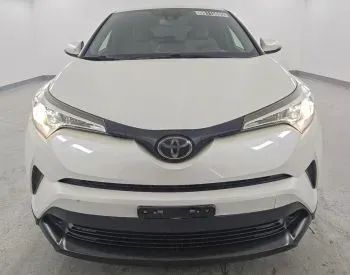 Toyota C-HR 2L 2019 თბილისი