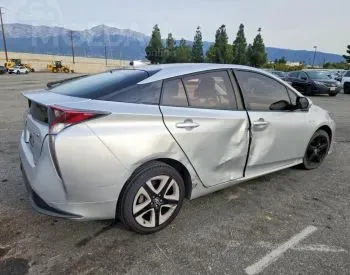 Toyota Prius 1.8L 2016 თბილისი - photo 4