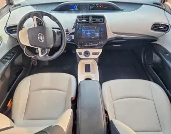 Toyota Prius 1.8L 2016 თბილისი - photo 7