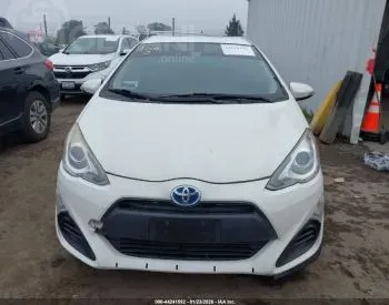 Toyota Prius C 1.5L 2017 თბილისი - photo 1
