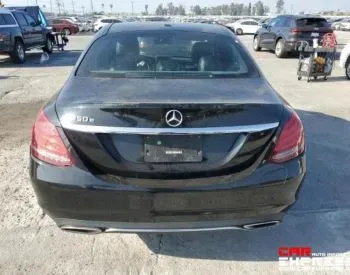 Mercedes C 2L 2018 თბილისი