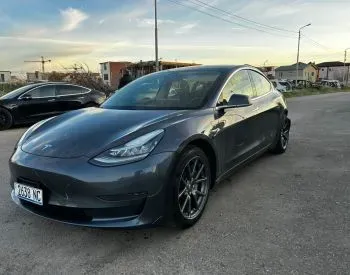 Tesla Model 3 2020 თბილისი