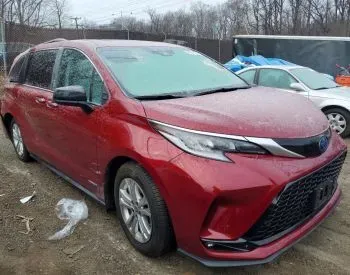 Toyota Sienna 2.5L 2021 თბილისი