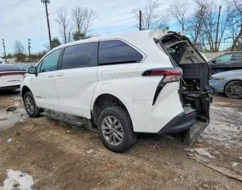 Toyota Sienna 2.5L 2024 თბილისი - photo 3