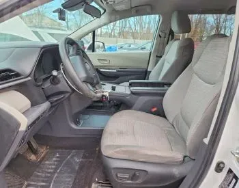 Toyota Sienna 2.5L 2024 თბილისი - photo 7