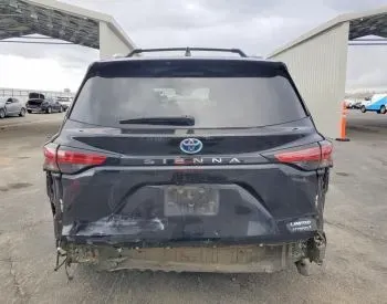Toyota Sienna 2.5L 2021 თბილისი
