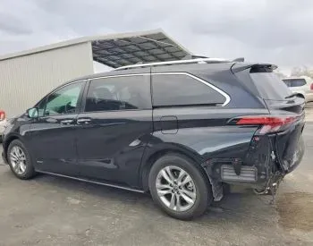 Toyota Sienna 2.5L 2021 თბილისი