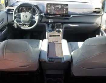 Toyota Sienna 2.5L 2022 თბილისი - photo 9