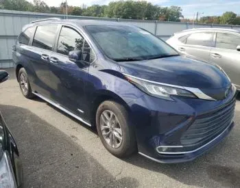 Toyota Sienna 2.5L 2021 თბილისი