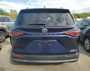 Toyota Sienna 2.5L 2021 თბილისი