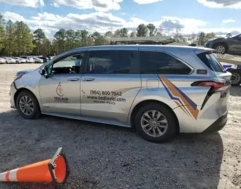 Toyota Sienna 2.5L 2021 თბილისი - photo 2