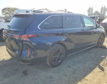 Toyota Sienna 2.5L 2024 თბილისი