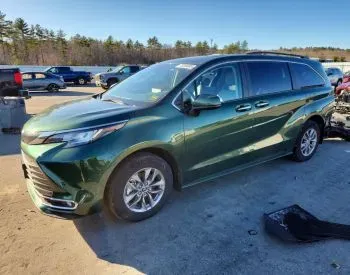 Toyota Sienna 2.5L 2023 თბილისი