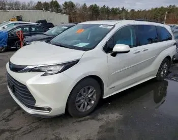 Toyota Sienna 2.5L 2021 თბილისი