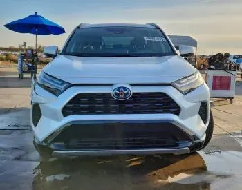 Toyota Rav4 2.5L 2024 თბილისი