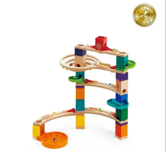 Ბურთულების სასრიალო Cliffhanger თბილისი