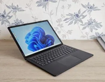 Microsoft Surface Laptop 5 არის 2022 წლის თანამედროვე მოდელი, რომელიც გამორჩეულია მაღალი ხარისხის ტე თბილისი - photo 3