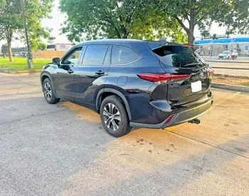 Toyota Highlander 3.5L 2022 თბილისი
